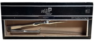 lot 579 image: FILET MIGNON 180 STAINLESS CARVING KNIFE SET F.B ROGERS BY TOWLE