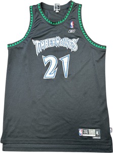 lot 490 image: REEBOK TIMBERWOLVES GARNETT #21 JERSEY SIZE 2XL