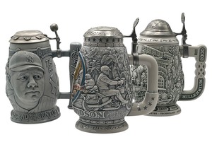 lot 331 image: VINTAGE AVON COLLECTORS CERAMIC BEER STEIN, LOT OF 3