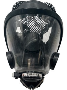 lot 325 image: FULL FACE RESPIRATOR, SIZE LARGE