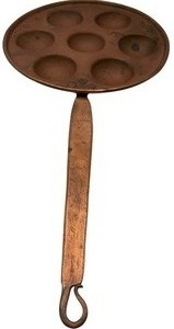 lot 322 image: VINTAGE 11 COPPER EGG POACHER, DANISH CAKE BAKER