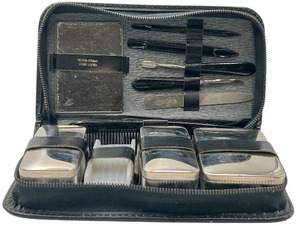 lot 288 image: VINTAGE GROOMING KIT