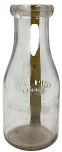 lot 300 image: VTG GLASS ONE PINT BOTTLE