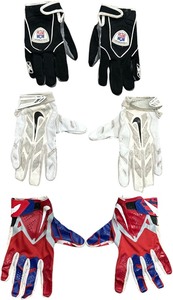 lot 262 image: NIKE3 PAIRS SPORTS GLOVES