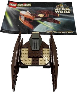 lot 234 image: STAR WARS LEGO 7111 COUNTED. COMPLETE SET.  DROID FIGHTER