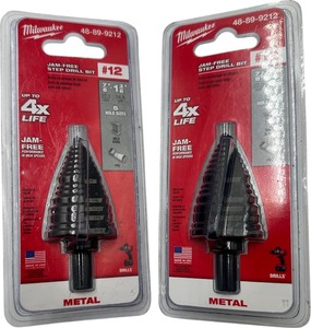 lot 232 image: MILWAUKEE JAM-FREE STEP DRILL BIT, SET OF 2