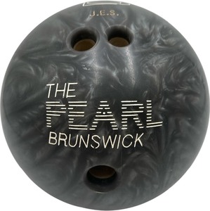 lot 341 image: VINTAGE BRUNSWICK  THE PEARL BOWLING BALL-GRAY SILVER SMOKE SWIRL