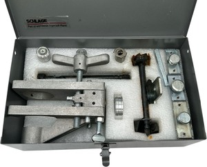 lot 338 image: SCHLAGE DOOR LOCK INSTALLATION TOOL KIT WITH METAL CASE