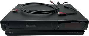lot 6 image: RCA VR321 VCR