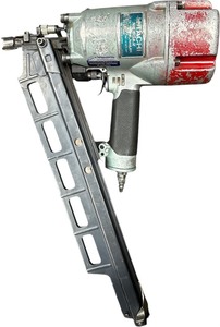 lot 168 image: HITACHI NR83A5 PNEUMATIC FRAMING NAILER