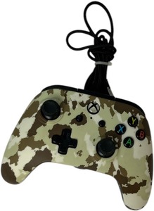 lot 504 image: POWER A WIRED XBOX REMOTE CONTROLLER