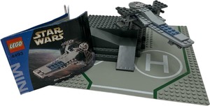lot 208 image: STAR WARS LEGO 4493 COUNTED. COMPLETE SET.  SITH INFILTRATOR