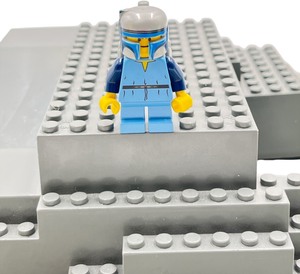 lot 540 image: STAR WARS LEGO BOBA FETT MINIFIG