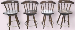 lot 553 image: VINTAGE MID-CENTURY SWIVEL BAR STOOLS, LOT OF 4