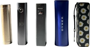 lot 582 image: RECHARGEABLE SLIM, ON-THE-GO POWER BANK BUNDLE OF 5