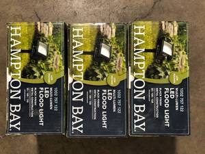 Lot of Hampton Bay 2250 Lumen Low Voltage Black Integrated LED Outdoor Landscape Flood Light with 3 Levels of Intensity   Customer Returns See Pictures