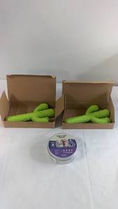 lot 64 image: Dog Chew Toys and Flea & Tick Collars Set