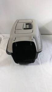 lot 86 image: Airline-Approved Pet Carrier with Ventilation and Carry Handle