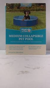 lot 223 image: Medium Collapsible Pet Pool by Heart to Tail