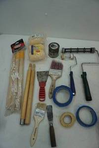 lot 19 image: painting supply lot