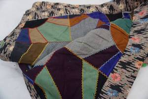 lot 33 image: Needle-point Wool floral camo 60x6. hand-tied