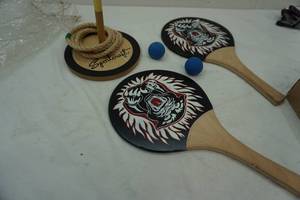 lot 39 image: ring toss and paddle ball yard games