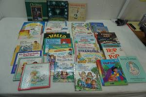 lot 43 image: childrens book collection