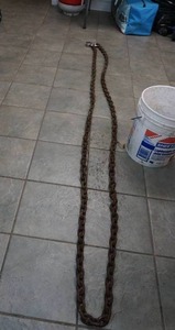lot 71 image: 1 tow chain with large master lock on it