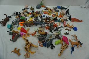 lot 83 image: animal lot