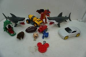 lot 94 image: Toy Lot