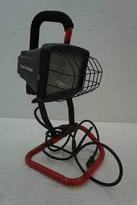 lot 97 image: Craftsman work light