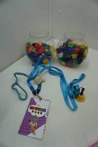 lot 112 image: Kids plastic connecting cubes