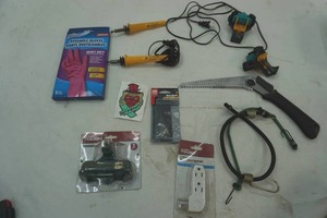 lot 185 image: Garage Supply Lot