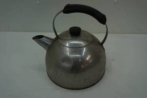 lot 201 image: large metal tea kettle