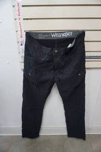lot 213 image: Wrangler All Terrain-X-Gear size 34x32