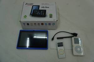 lot 240 image: Zeepad Jelly Bean - Android & 2 iPods