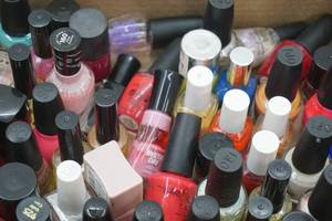 lot 272 image: Nail Polish Lot