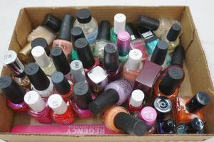 lot 273 image: Nail Polish Lot