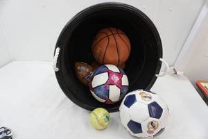 lot 312 image: sporting goods lot
