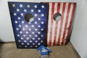 lot 313 image: American Flag Corn Hole Boards and Bags