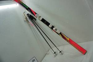 lot 320 image: Radical Kevlar skis