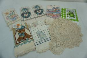 lot 420 image: NEW kitchen towel lot