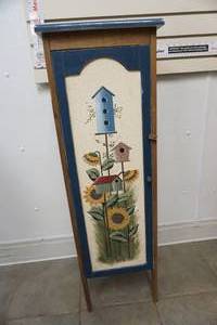 lot 422 image: Decorative Wooden Cupboard