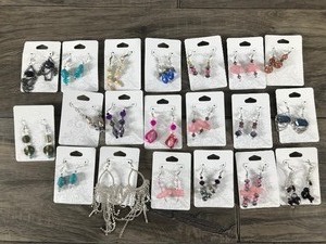 lot 40 image: Lot of 20 Pairs of Earrings