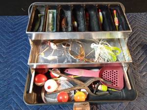 lot 164 image: Umco model 1320 metal tackle box of tackle