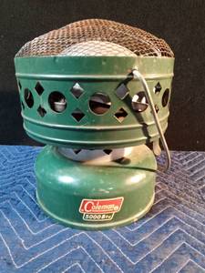 lot 167 image: 1968 Coleman heater
