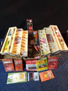 lot 177 image: Old Pal 1290 tackle box of tackle