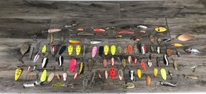 lot 107 image: Lot of Mostly Vintage Fishing Spoons