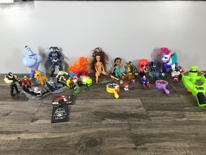 lot 113 image: Lot of Toys & More - Mario Kart - Star Wars - Minecraft (Metal Figurine) & More