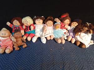 lot 240 image: 10 cabbage Patch dolls with authentic marking on butt